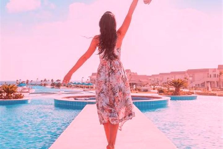 Aubrey, 32 — Escort in Al Ayn as Sukhnah, Egypt