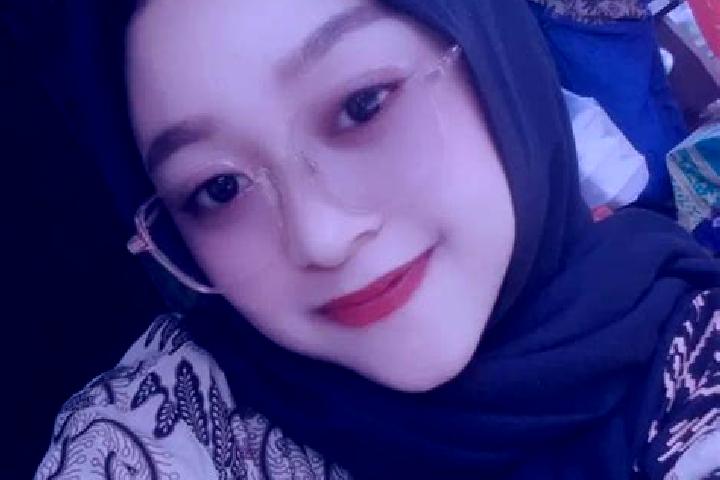 Aubrey, 32 — Escort in Sambong, Indonesia