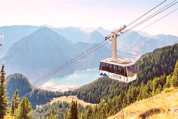 Aubrey, 32 — Escort in Steeg, Austria