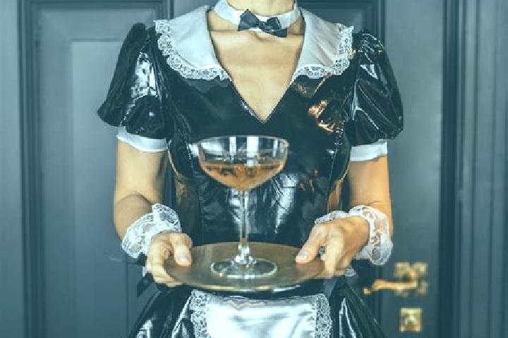 Aubrey, 33, a auburn amber-eyed caribbean companion based in Majia. Offering Dinner Date, Travel Companion, Couples, BDSM. Available for incall and outcall, ...