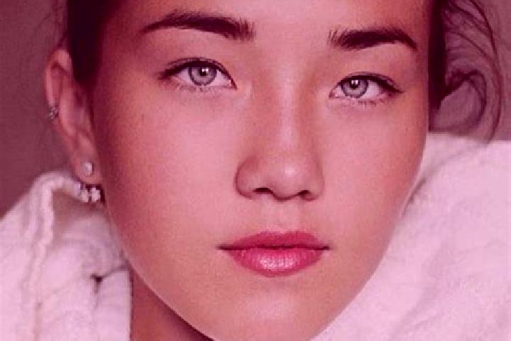 Aubrey, 33, a black grey-eyed caucasian companion based in Ido. Offering Prostate Massage, Massage, Party Girl. Available for incall and outcall, overnight b...