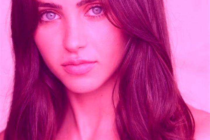 Aubrey, 33, a brunette grey-eyed caribbean companion based in Champvallon. Offering Domination, Overnight, BDSM. Available for incall and outcall, day and ev...