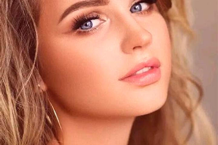 Aubrey, 33, a dark blonde blue-eyed ebony companion based in Vieille Case. Offering GFE, Duos, Party Girl, Domination. Available for incall and outcall, over...
