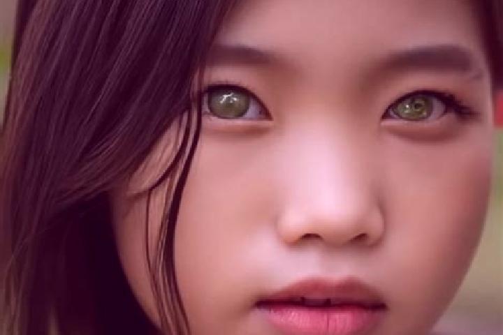 Aubrey, 33, a dark blonde green-eyed asian companion based in Chelyan. Offering Party Girl, GFE, Domination, Duos, Girlfriend Experience. Available for incal...