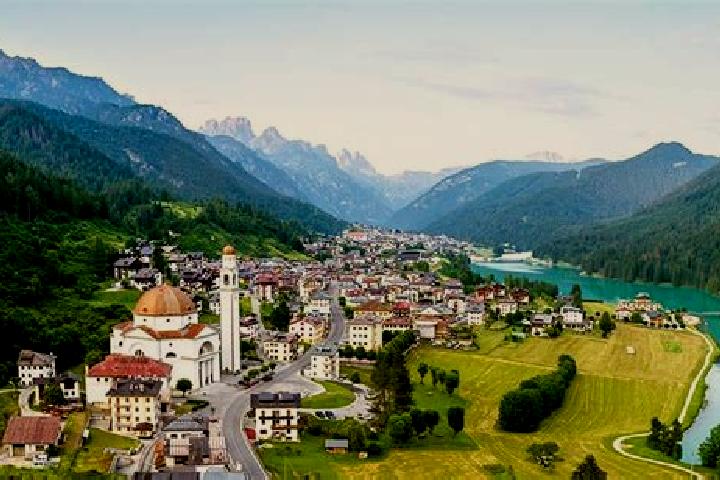 Aubrey, 33 — Escort in San Pietro di Cadore, Italy