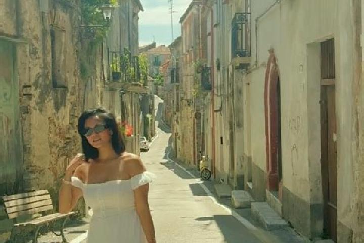 Aubrey, 33 — Escort in Vibonati, Italy