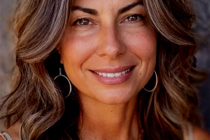 Aubrey, 34, a brunette grey-eyed european companion based in Santa Maria Madalena. Offering Couples, Prostate Massage, GFE, OWO, Striptease. Available for in...
