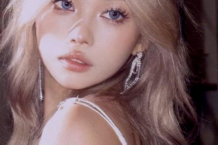 Aubrey, 34, a platinum blonde grey-eyed asian companion based in Wall Ferraz. Offering Fetish, BDSM, Roleplay, Dinner Date. Available for incall and outcall,...