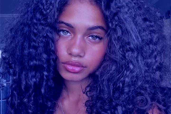 Aubrey, 35, a black grey-eyed ebony companion based in Zhize. Offering CIM, A-Level, Domination. Available for incall and outcall, day and evening dates.