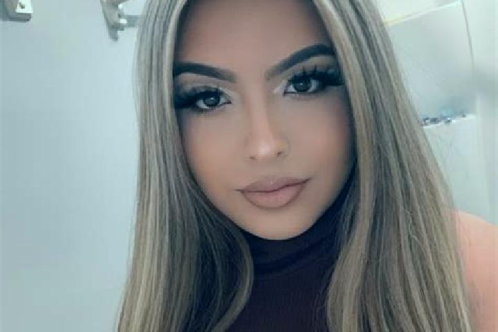 Aubrey, 35, a blonde dark-eyed latina companion based in Neuharlingersiel. Offering GFE, Roleplay, Erotic Massage, Duos, Girlfriend Experience. Available for...