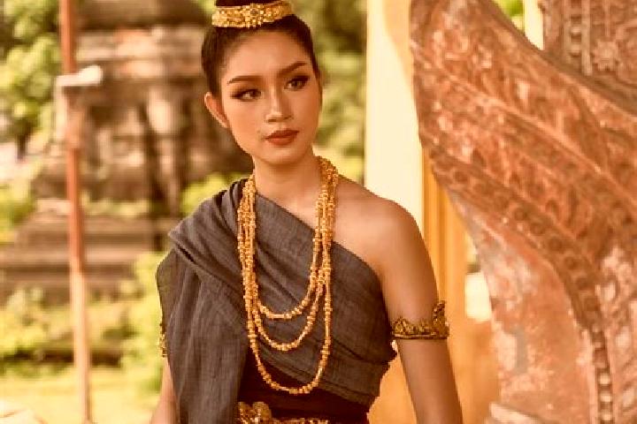 Aubrey, 35 — Escort in Borikhan, Laos