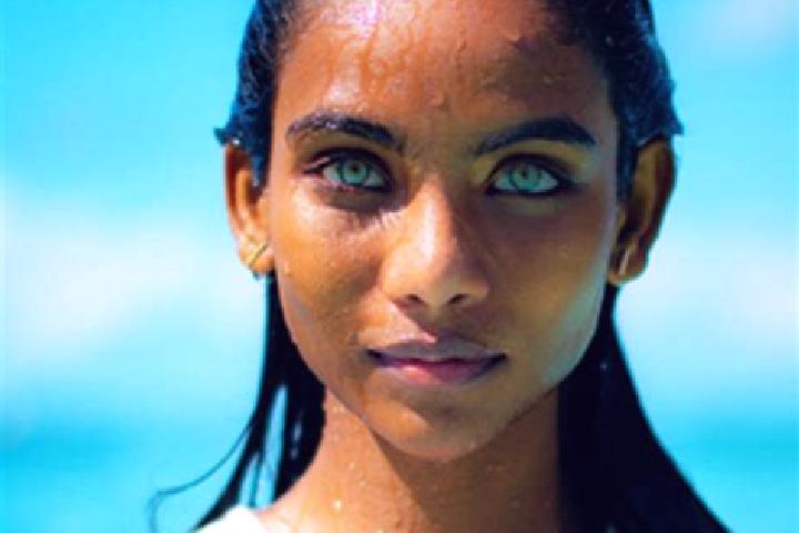 Aubrey, 36, a auburn blue-eyed indian companion based in Lajere. Offering OWO, 69, Overnight, CIM. Available for incall and outcall, day and evening dates.