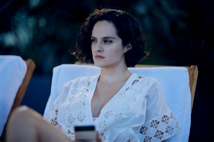 Aubrey, 36, a black brown-eyed caribbean companion based in Charnoz-sur-Ain. Offering OWO, Deep French Kissing, Tantra, Couples. Available for incall and out...