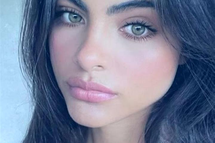 Aubrey, 36, a black hazel-eyed mediterranean companion based in Copperfield. Offering A-Level, Massage, Party Girl, OWO. Available for incall and outcall, ov...