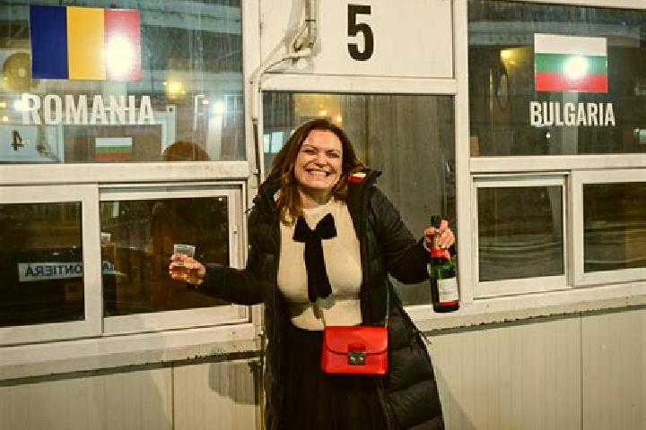 Aubrey, 36 — Escort in Boureni, Romania