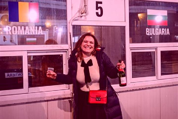 Aubrey, 36 — Escort in Miculesti, Romania