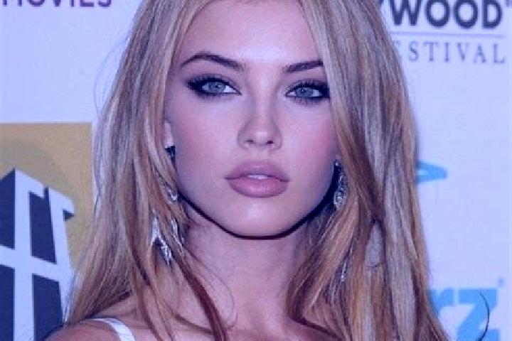 Aubrey, 37, a blonde hazel-eyed mediterranean companion based in Orunia Gorna-Gdansk Poludnie. Offering Duos, Fetish, Massage. Available for incall and outca...