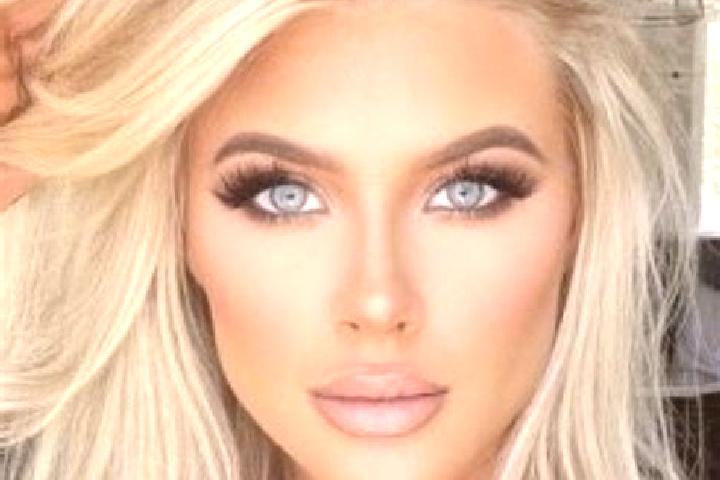 Aubrey, 37, a platinum blonde hazel-eyed ebony companion based in Choele Choel. Offering Domination, Travel Companion, GFE. Available for incall and outcall,...