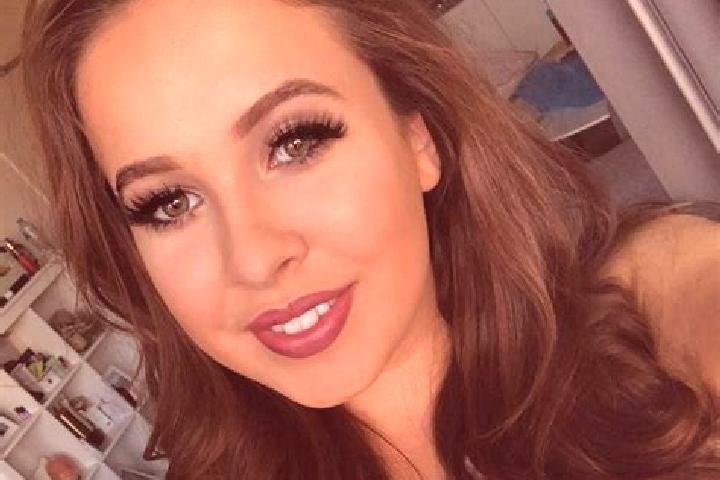Aubrey, 37, a red brown-eyed caucasian companion based in Knabstrup. Offering OWO, Prostate Massage, Deep French Kissing, GFE. Available for incall and outca...