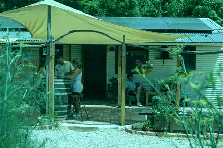 Aubrey, 37 — Escort in Lenswood, Australia