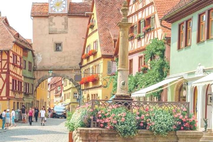 Aubrey, 37 — Escort in Tuttlingen, Germany