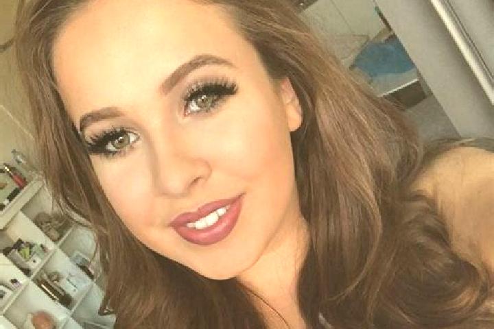 Aubrey, 38, a brunette grey-eyed caucasian companion based in Catalzeytin. Offering Girlfriend Experience, Striptease, Domination. Available for incall and o...
