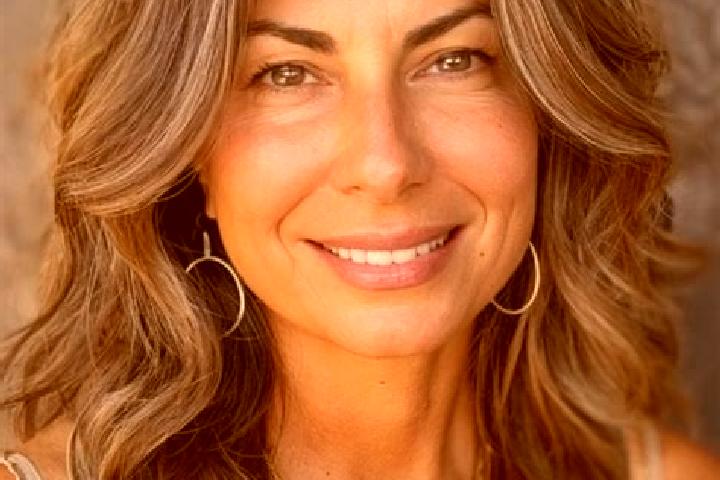 Aubrey, 38, a brunette grey-eyed latina companion based in Petit Bordel. Offering Massage, Roleplay, Deep French Kissing, Travel Companion, Overnight. Availa...