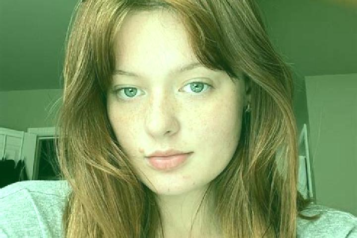 Aubrey, 38, a red amber-eyed caucasian companion based in Carrolls Creek. Offering Deep French Kissing, A-Level, Prostate Massage. Available for incall and o...