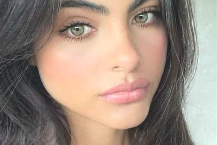 Aubrey, 38, a red green-eyed indian companion based in Chamba. Offering Striptease, OWO, Girlfriend Experience, Overnight, Massage. Available for incall and ...