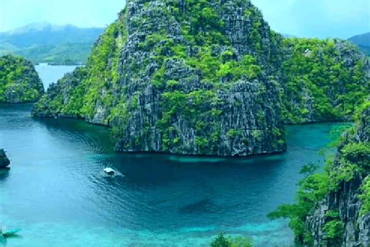 Aubrey, 38 — Escort in Caramoan, Philippines