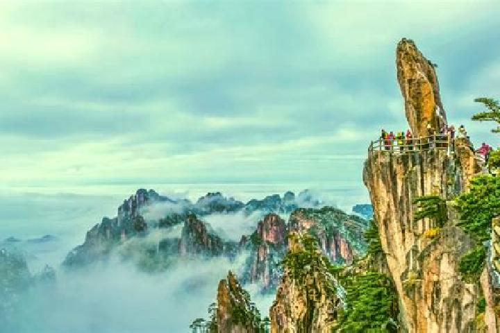 Aubrey, 38 — Escort in Huangshan, China