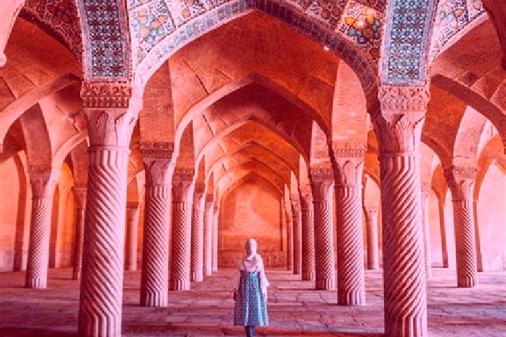 Aubrey, 38 — Escort in Shush, Iran