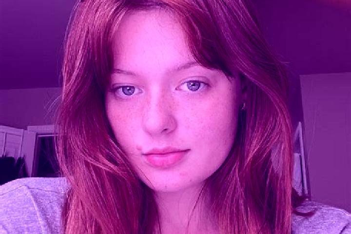 Aubrey, 39, a chestnut green-eyed indian companion based in Viviers-les-Montagnes. Offering Domination, Massage. Available for incall and outcall, day and ev...