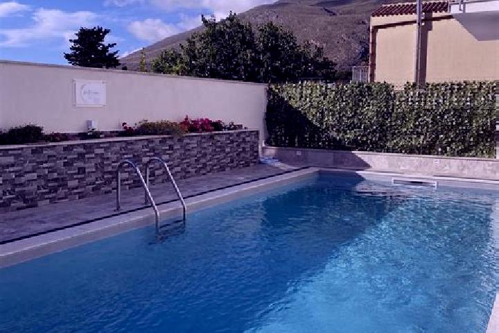 Aubrey, 39 — Escort in Castelluzzo, Italy