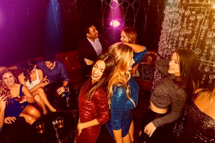 Aurora, 20, a red dark-eyed asian companion based in Nolensville. Offering Striptease, Deep French Kissing, Duos, Domination. Available for incall and outcal...