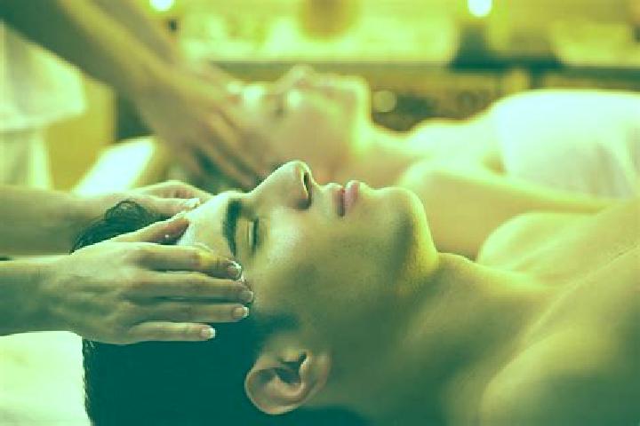 Aurora, 20, a red dark-eyed european companion based in Kingsland. Offering Erotic Massage, Deep French Kissing, 69, Prostate Massage. Available for incall a...