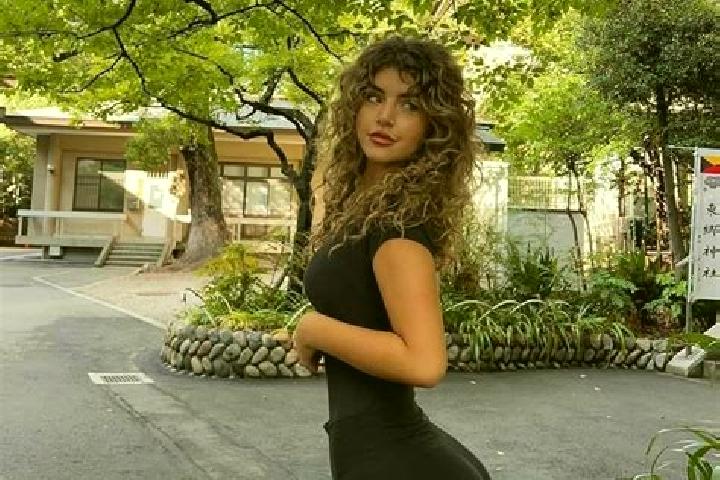 Aurora, 20 — Escort in Baglo, Ivory Coast