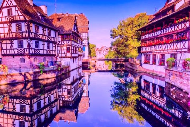 Aurora, 20 — Escort in Begadan, France