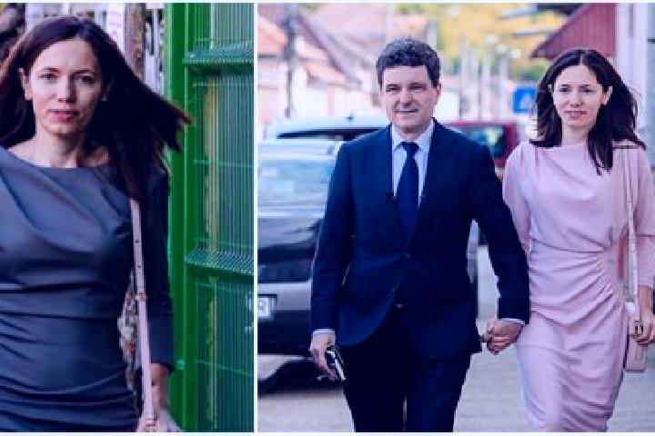 Aurora, 20 — Escort in Gohor, Romania