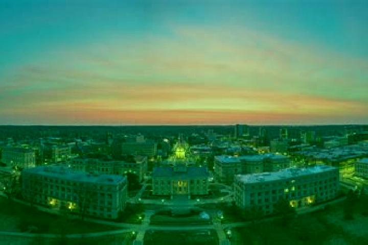 Aurora, 20 — Escort in Iowa City, United States