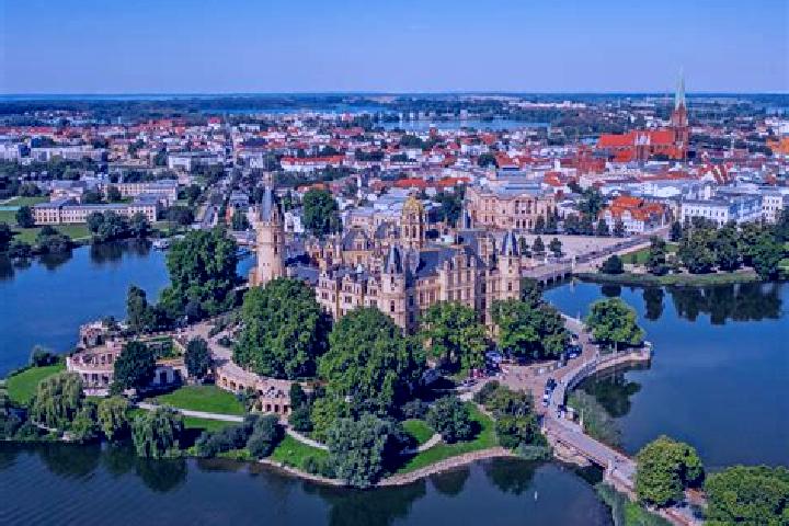 Aurora, 20 — Escort in Kyritz, Germany