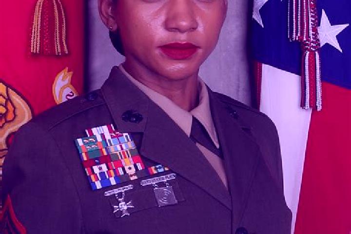 Aurora, 20 — Escort in McFarland, United States