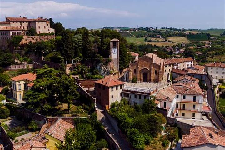 Aurora, 20 — Escort in Ozzano Monferrato, Italy