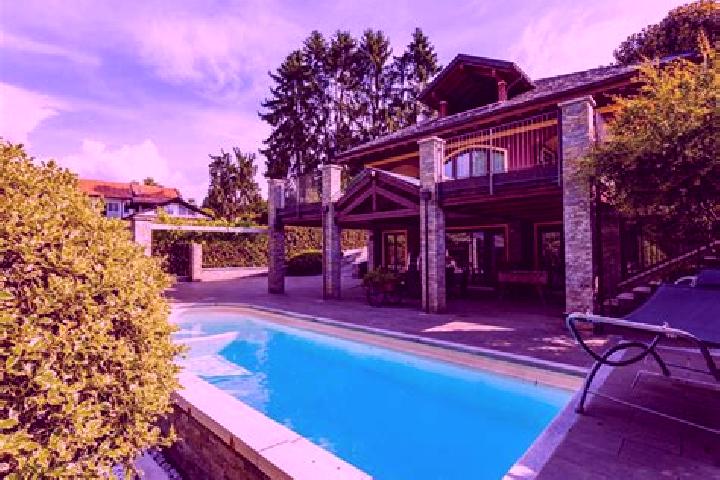 Aurora, 20 — Escort in Pettenasco, Italy