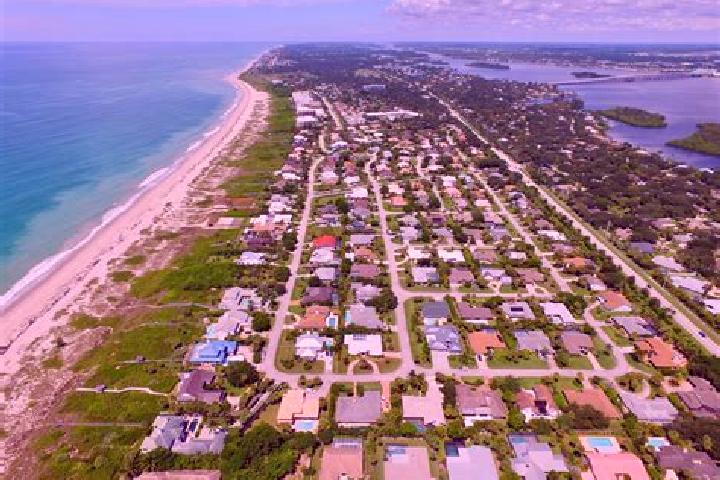 Aurora, 20 — Escort in Vero Beach, United States
