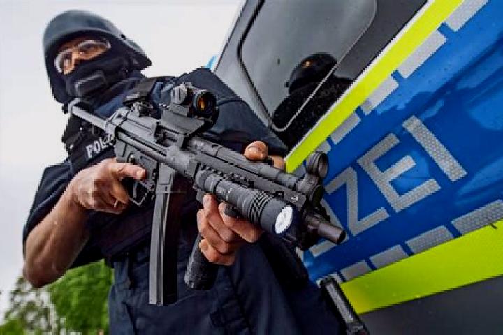 Aurora, 20 — Escort in Wolfschlugen, Germany