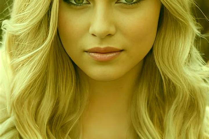 Aurora, 21, a blonde grey-eyed mixed companion based in Boksitogorsk. Offering Dinner Date, Deep French Kissing, A-Level, CIM. Available for incall and outca...