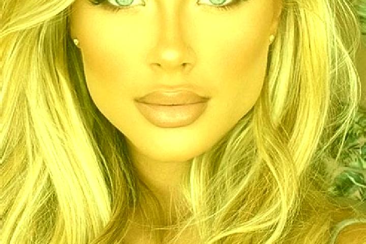 Aurora, 21, a blonde hazel-eyed latina companion based in Pontenure. Offering Striptease, Erotic Massage, Travel Companion, Overnight. Available for incall a...