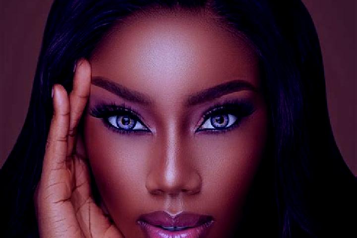 Aurora, 21, a chestnut blue-eyed ebony companion based in Karara. Offering BDSM, Erotic Massage, Prostate Massage, CIM. Available for incall and outcall, day...