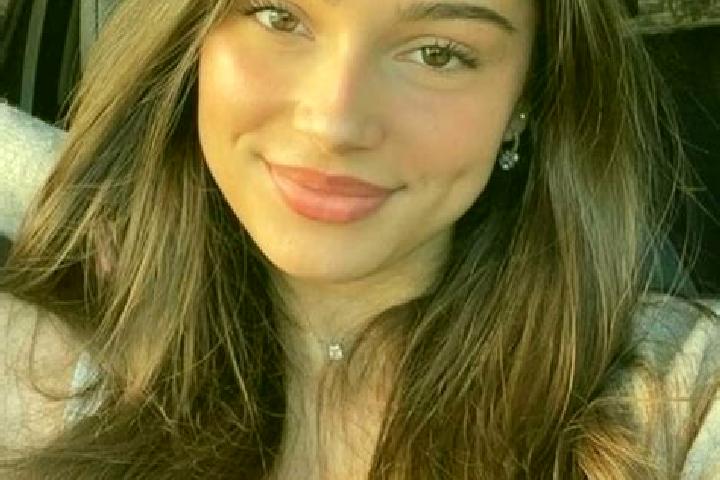 Aurora, 21, a chestnut hazel-eyed mediterranean companion based in Louka. Offering Deep French Kissing, GFE, Tantra, Travel Companion. Available for incall a...